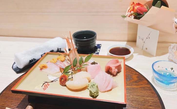 新梅聯(lián)合廣場美食