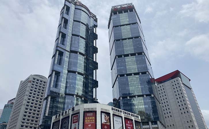 新梅聯(lián)合廣場(chǎng)外觀(guān)